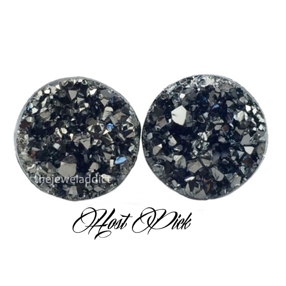 3 for 15🎀faux druzy chunky grey earrings